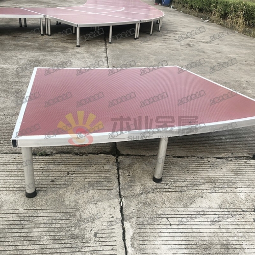 不規(guī)則婚慶小舞臺